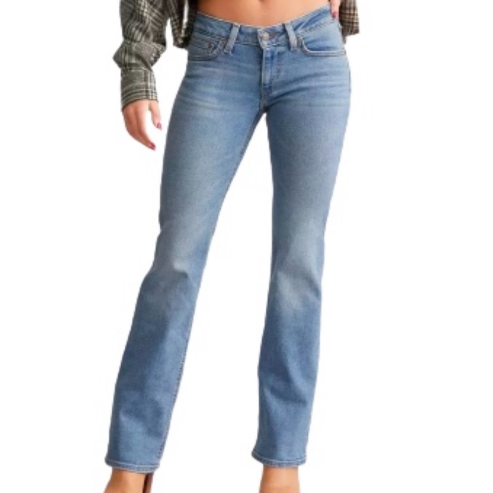 superlow levi’s jeans